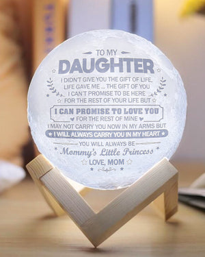 Doptika Engraved USB Moon Lamp Night Sky - I Will Always Carry You in My Heart - Moon Lamp for Daughter from Mom Personalized 5.9 Inch 3D Printing Home Decor Gifts for Her (ML-068-Momdau)